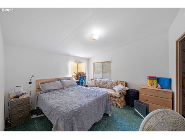 2475 S SMITH RIVER Rd, Reedsport, OR 97467