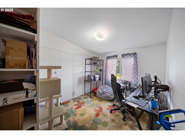 2475 S SMITH RIVER Rd, Reedsport, OR 97467