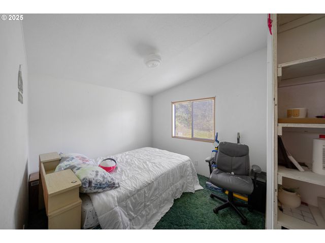 2475 S SMITH RIVER Rd, Reedsport, OR 97467