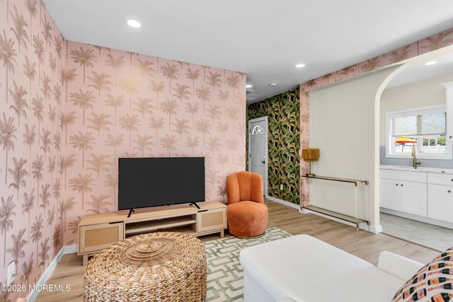 101 4th Avenue, Belmar, NJ 07719
