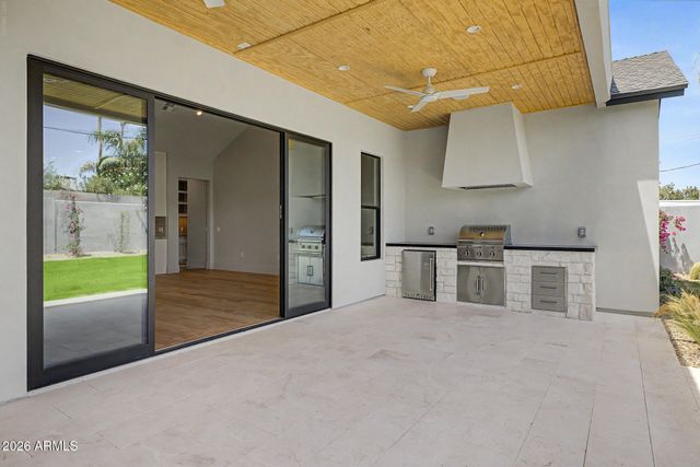 3210 E OREGON Avenue, Phoenix, AZ 85018