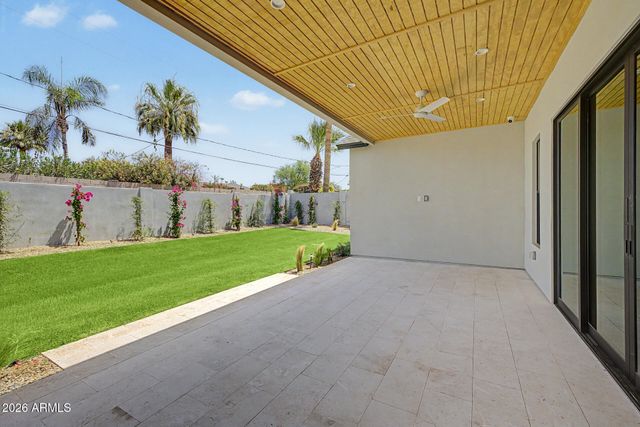 3210 E OREGON Avenue, Phoenix, AZ 85018