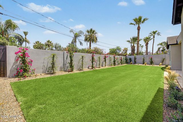 3210 E OREGON Avenue, Phoenix, AZ 85018