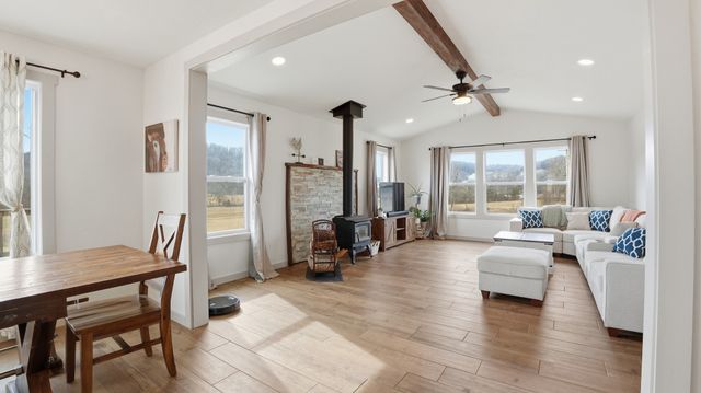 1081 Donahue Rd, Pulaski, TN 38478