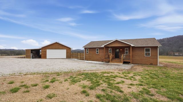 1081 Donahue Rd, Pulaski, TN 38478