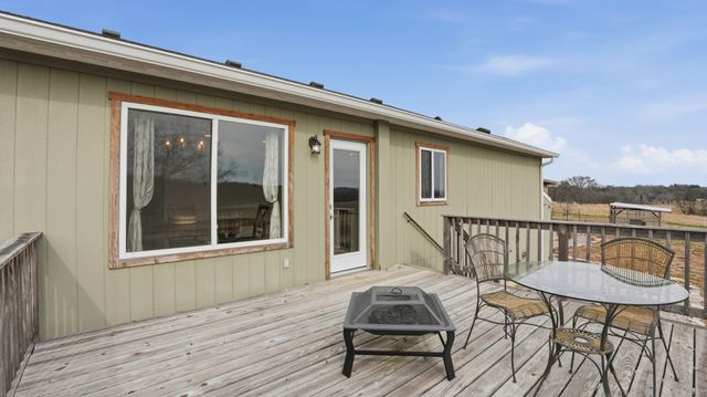 1081 Donahue Rd, Pulaski, TN 38478