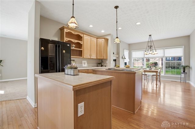 9963 Creek Landing Way, Washington Twp, OH 45458