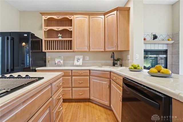 9963 Creek Landing Way, Washington Twp, OH 45458