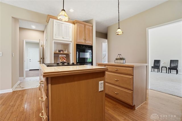 9963 Creek Landing Way, Washington Twp, OH 45458