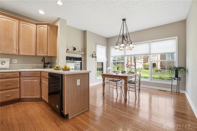 9963 Creek Landing Way, Washington Twp, OH 45458