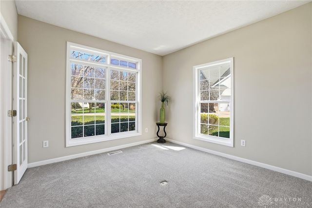 9963 Creek Landing Way, Washington Twp, OH 45458