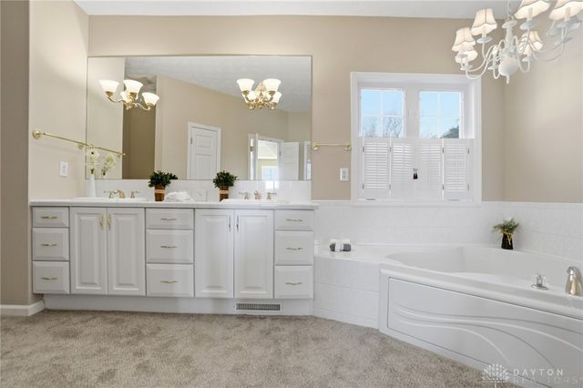 9963 Creek Landing Way, Washington Twp, OH 45458