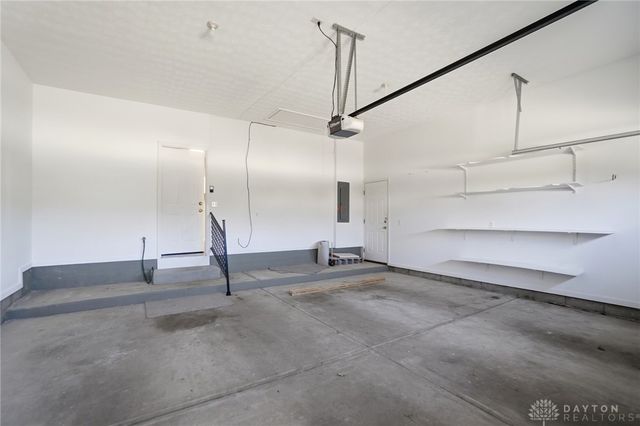 9963 Creek Landing Way, Washington Twp, OH 45458