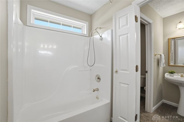 9963 Creek Landing Way, Washington Twp, OH 45458