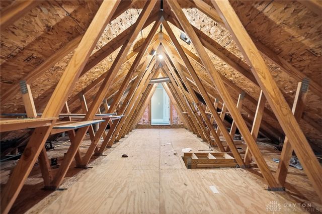 9963 Creek Landing Way, Washington Twp, OH 45458