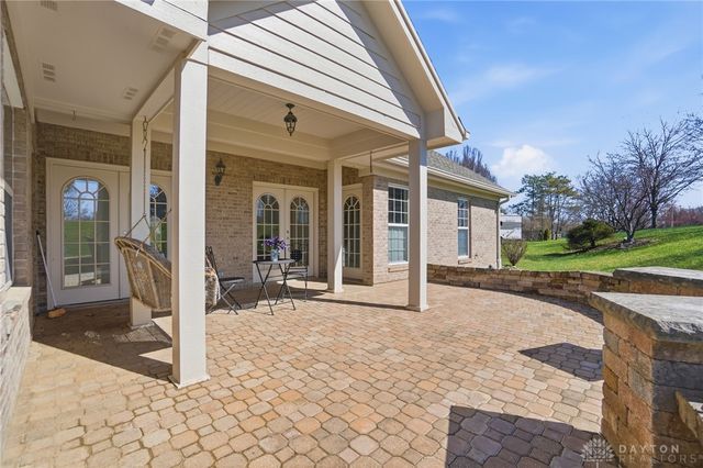 9963 Creek Landing Way, Washington Twp, OH 45458