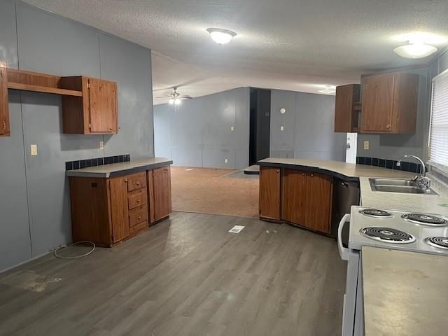 15219 Paradise Cove Drive, Willis, TX 77318