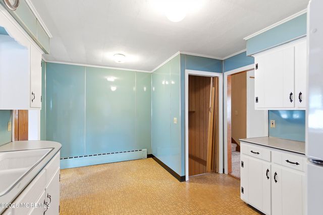2400 Stanley Drive, Toms River, NJ 08753