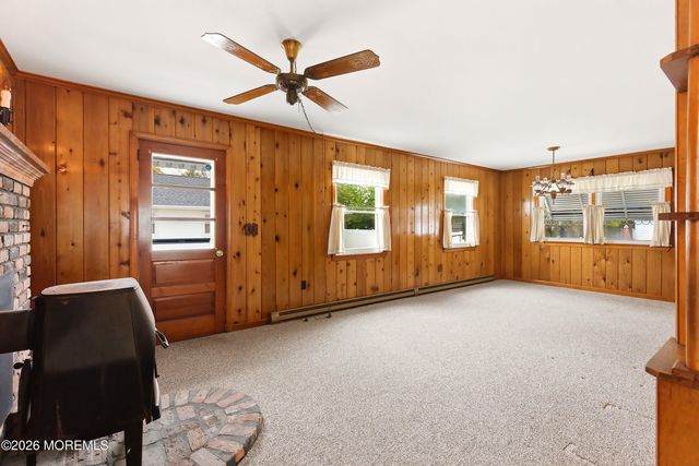 2400 Stanley Drive, Toms River, NJ 08753