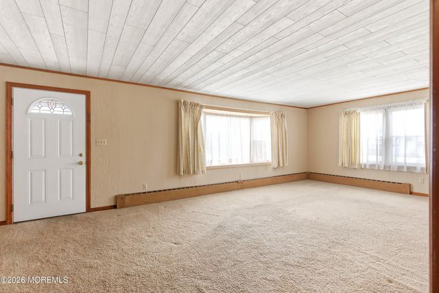 2400 Stanley Drive, Toms River, NJ 08753