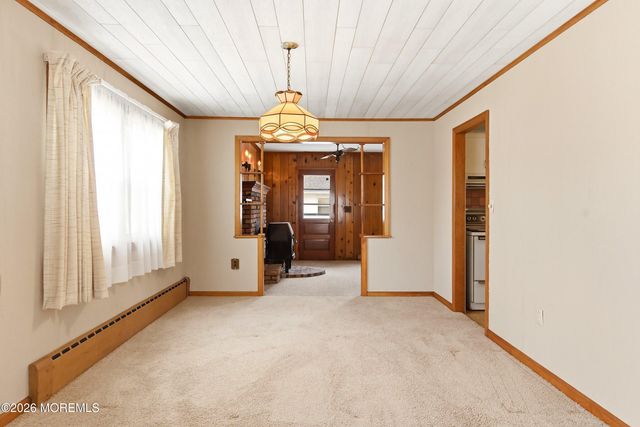 2400 Stanley Drive, Toms River, NJ 08753