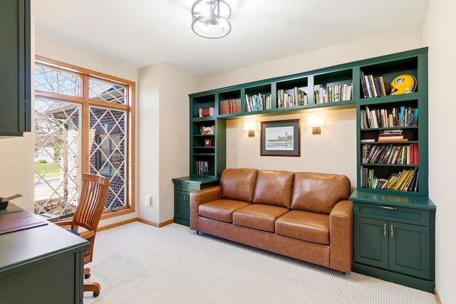 1005 Stonebriar Drive, Verona, WI 53593