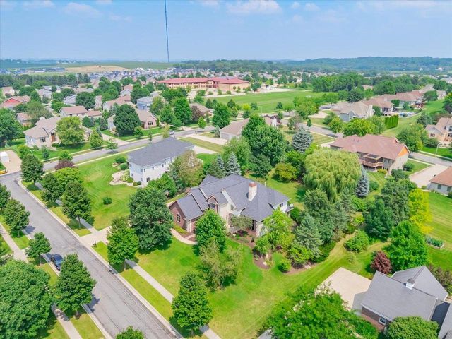 1005 Stonebriar Drive, Verona, WI 53593