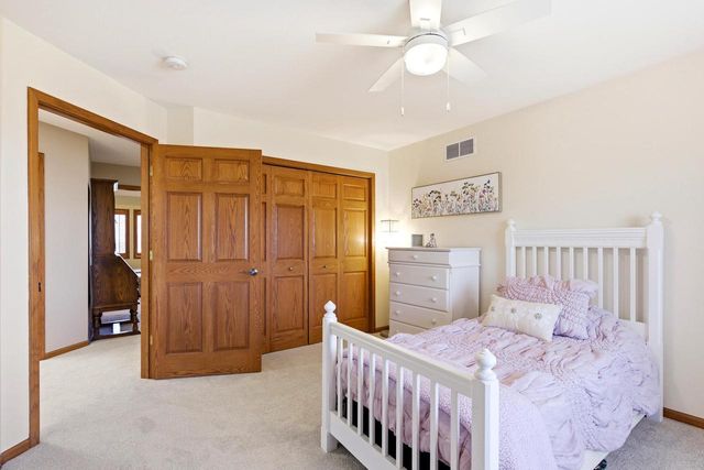 1005 Stonebriar Drive, Verona, WI 53593