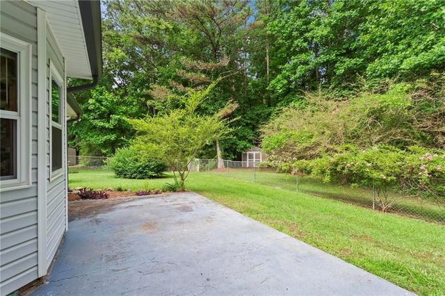 163 Nicki Court, Hampton, GA 30228