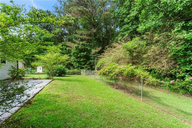 163 Nicki Court, Hampton, GA 30228