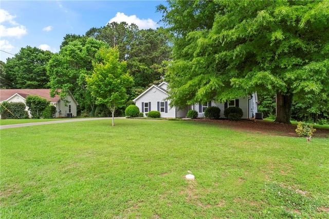 163 Nicki Court, Hampton, GA 30228