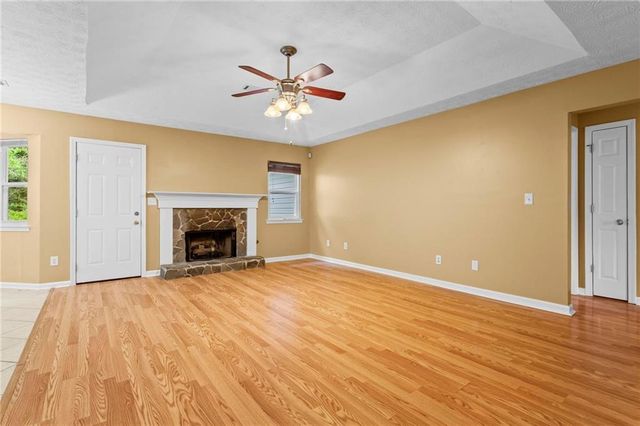 163 Nicki Court, Hampton, GA 30228
