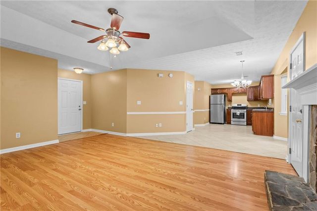 163 Nicki Court, Hampton, GA 30228