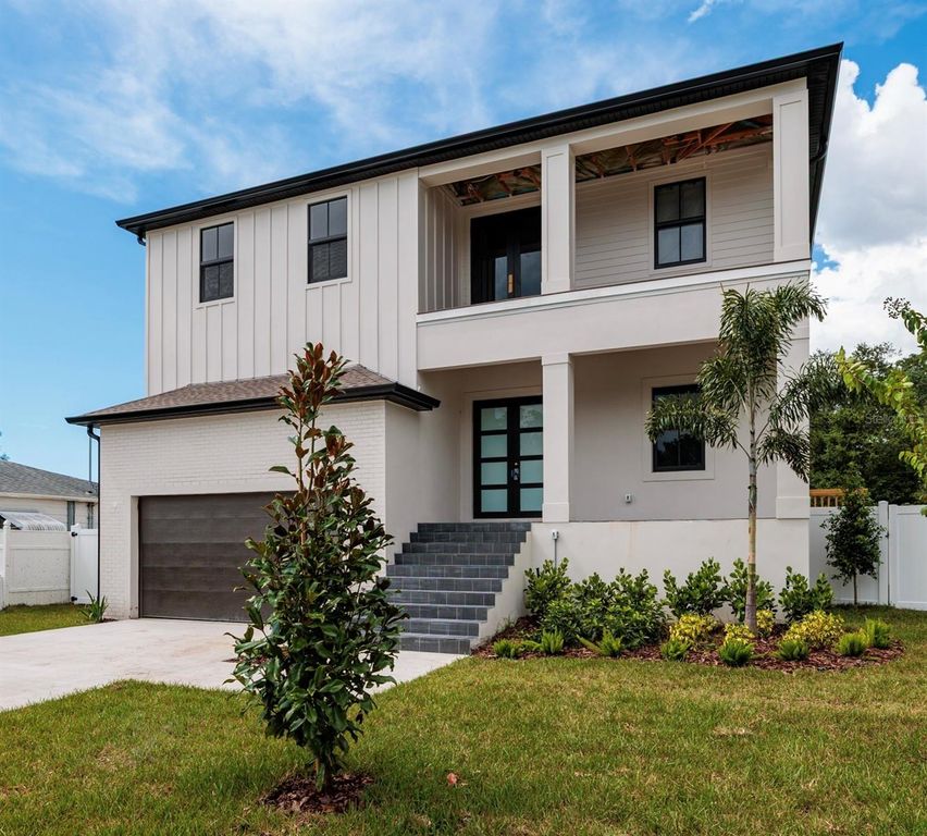 4705 W KNIGHTS AVENUE, Tampa, FL 33611
