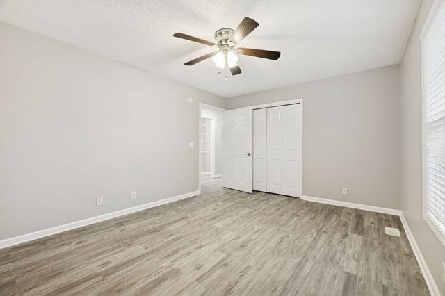 422 Glenn St, Clarksville, TN 37040