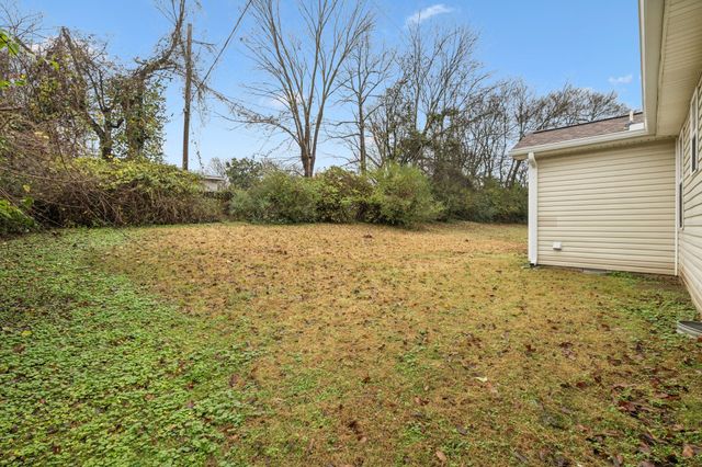 422 Glenn St, Clarksville, TN 37040