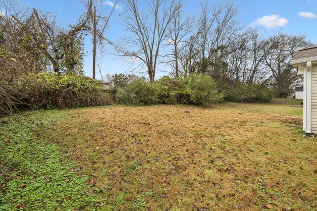 422 Glenn St, Clarksville, TN 37040