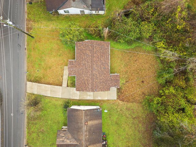 422 Glenn St, Clarksville, TN 37040