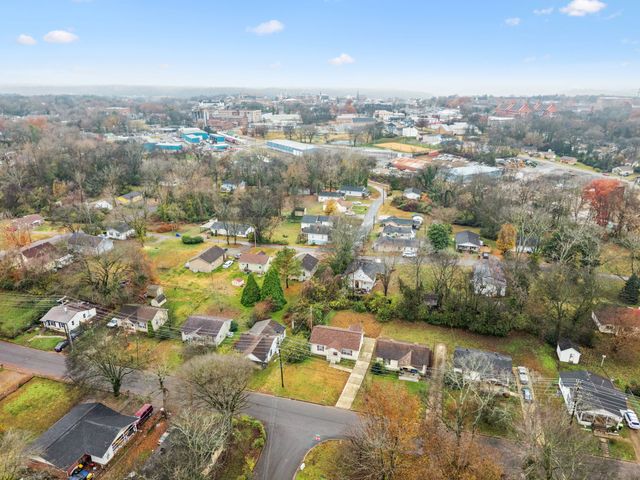 422 Glenn St, Clarksville, TN 37040