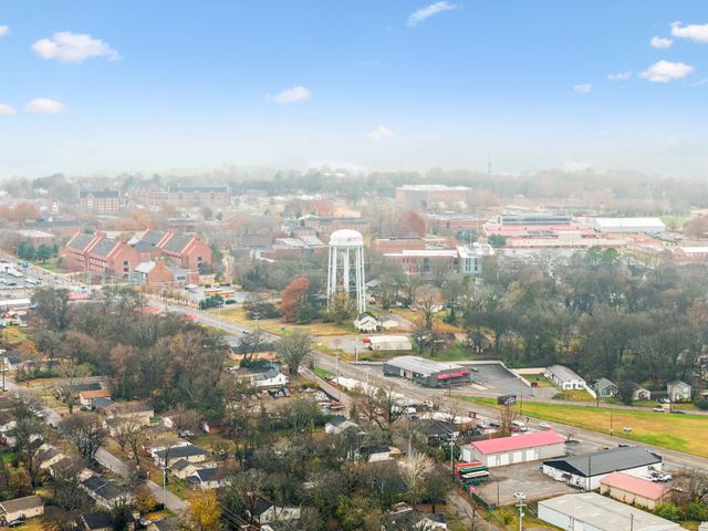 422 Glenn St, Clarksville, TN 37040