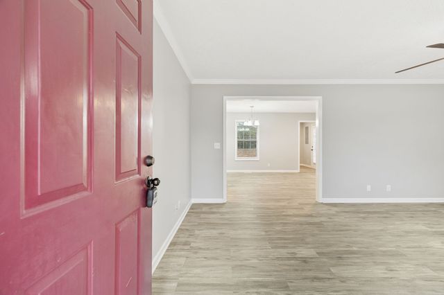 422 Glenn St, Clarksville, TN 37040