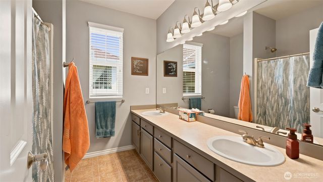 24610 SE 278th Street, Maple Valley, WA 98038