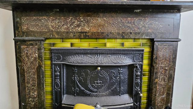 309 W Montezuma Avenue, Houghton, MI 49931