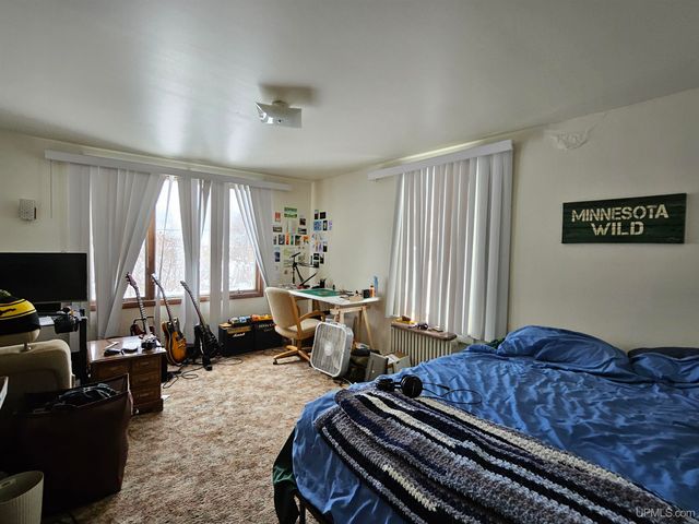 309 W Montezuma Avenue, Houghton, MI 49931