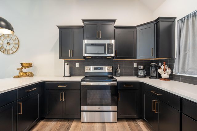 365 Majestic Drive, Branson, MO 65616