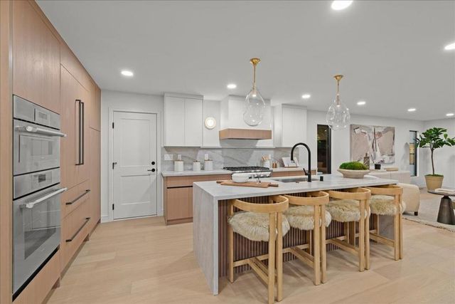 104 Hardy Avenue, Campbell, CA 95008