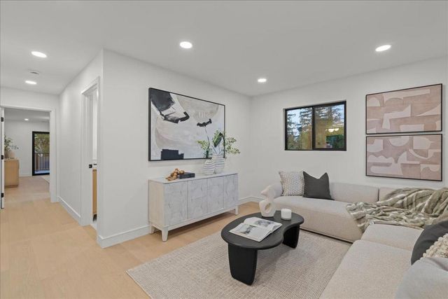 104 Hardy Avenue, Campbell, CA 95008