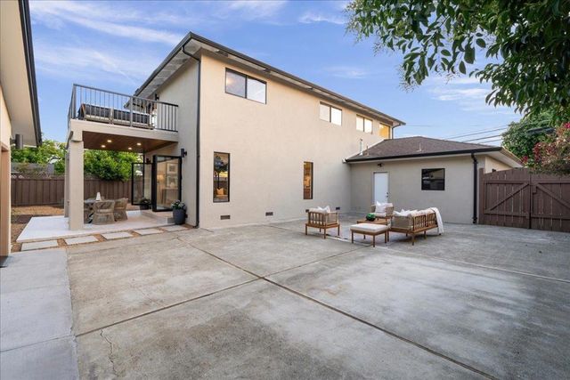 104 Hardy Avenue, Campbell, CA 95008