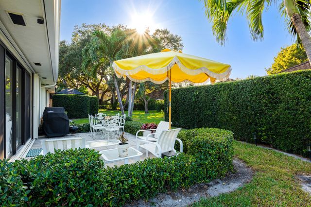 11340 BRIARWOOD Place, North Palm Beach, FL 33408