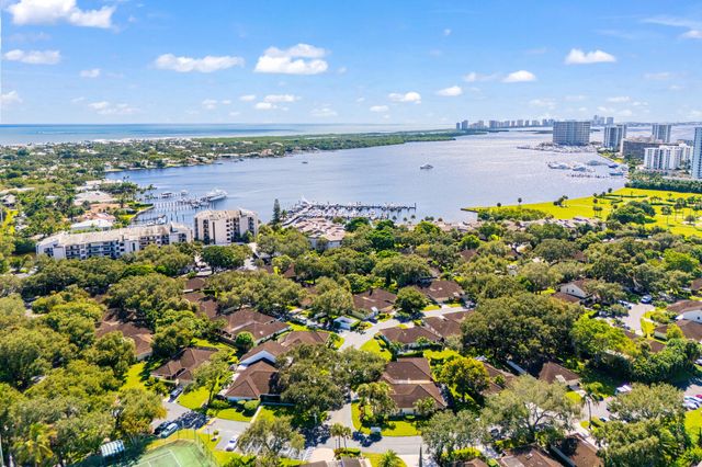 11340 BRIARWOOD Place, North Palm Beach, FL 33408